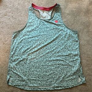 Run in Rabbit Race Pace Tank - Women’s XL - Pastel Turquoise
